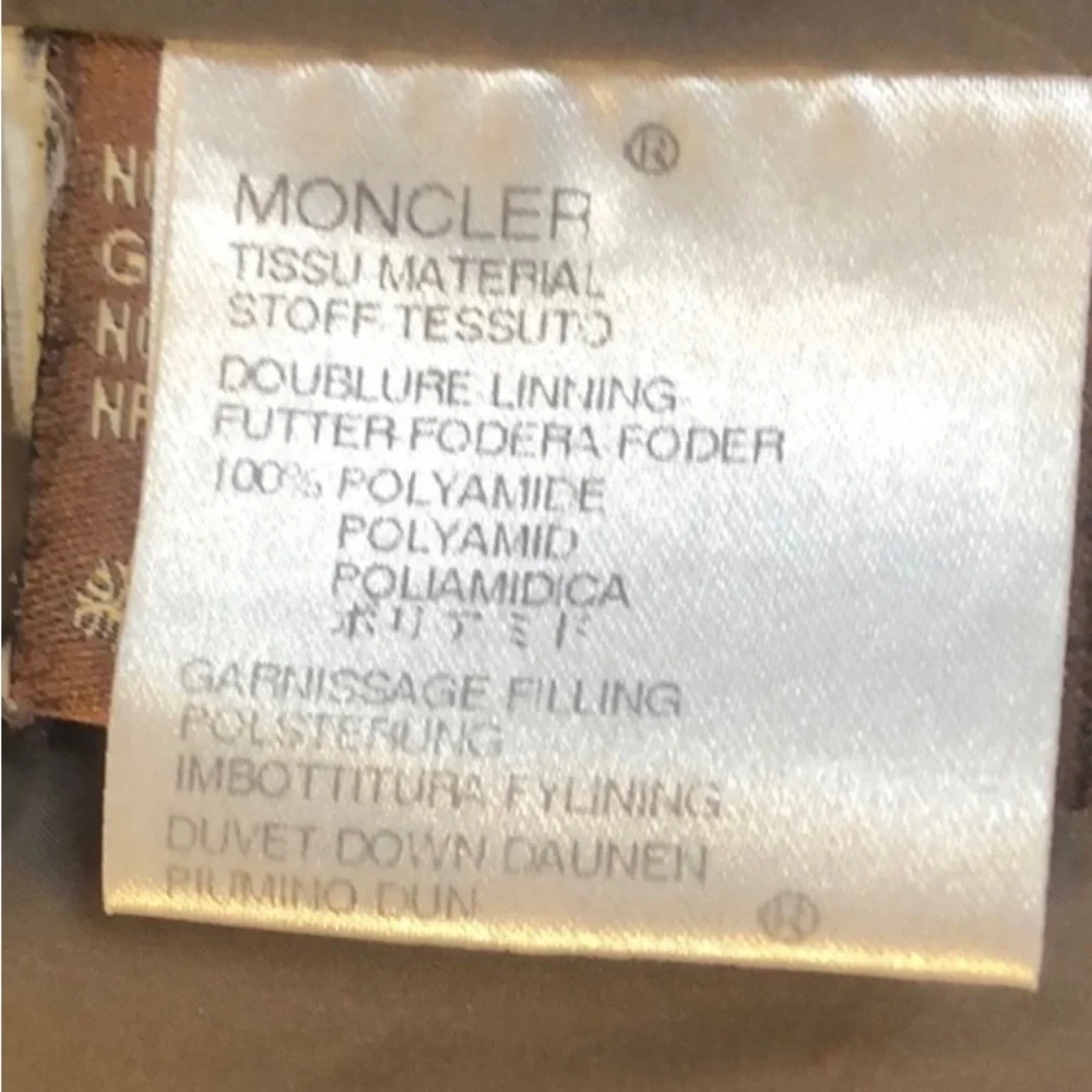 MONCLER - Classic Two-Way Zip Quilted Down Mid-Length Coat Size 1 - Picture 9 of 10